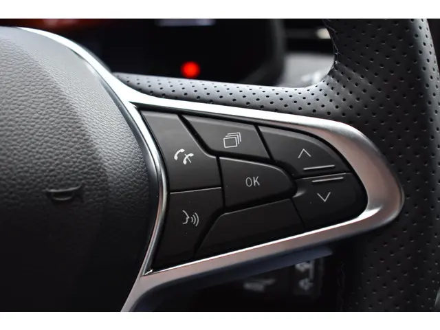 Renault Clio TCe 90 GPF techno 2024 Benzine 23