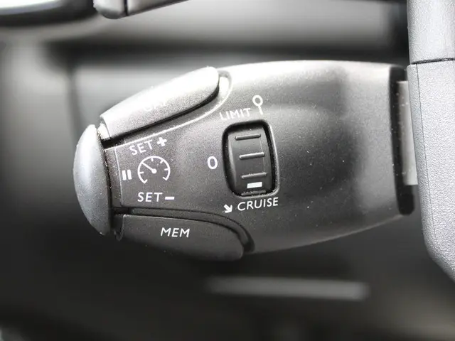 Citroën C5 Aircross 1.6 PureTech Shine 2019 Benzine 21
