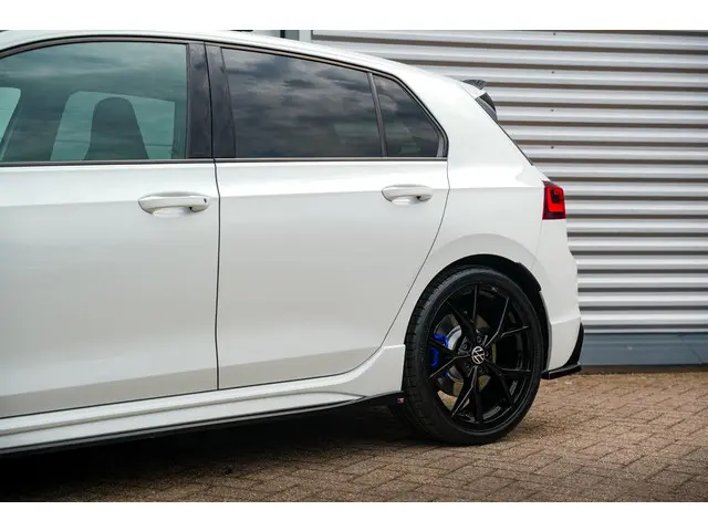 Volkswagen Golf 2.0 TSI R 4Motion 2022 Benzine 33
