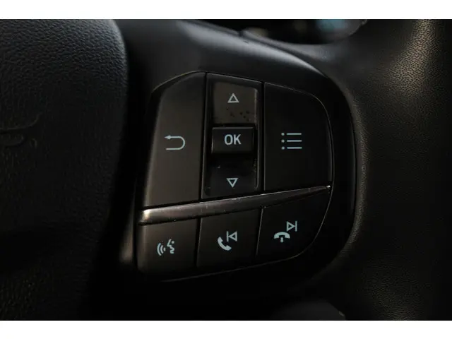 Ford Fiesta 1.0 EcoBoost Titanium 2021 Benzine 10