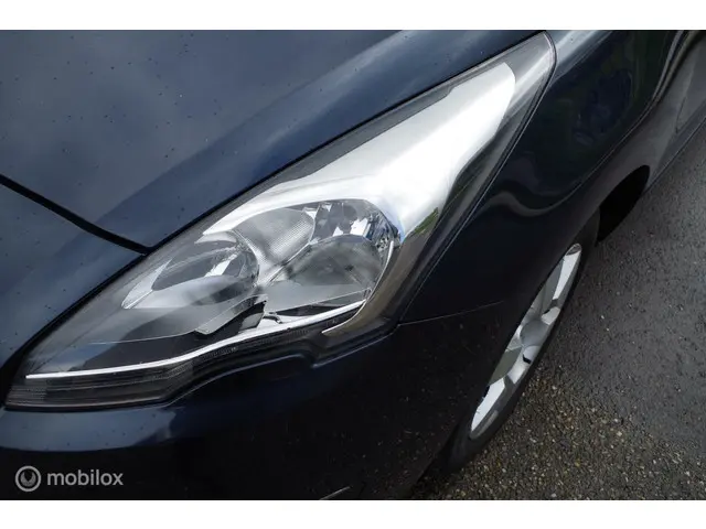 Peugeot 5008 1.2 PureTech Style 5p. 2016 Benzine 16