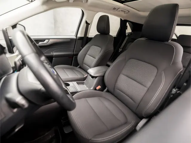 Ford Kuga 2.5 PHEV Titanium 2021 Hybride Benzine 16