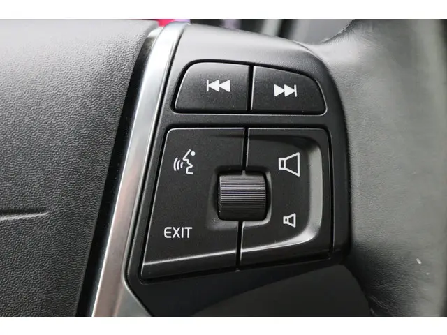 Volvo V40 Cross Country 1.6 T4 Summum 2013 Benzine 33