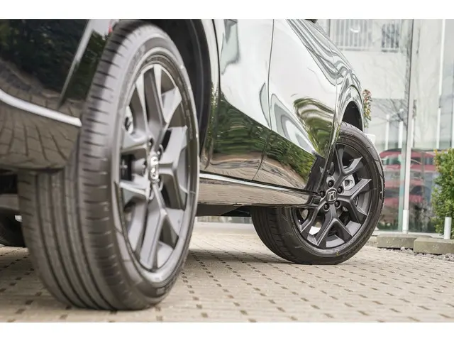 Honda ZR-V 2.0i e:HEV SPORT 2026 Hybride Benzine 12