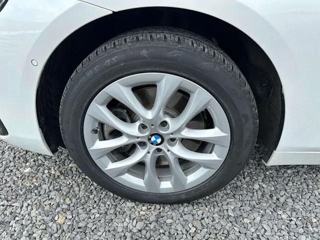 BMW 2 Serie 218 | AUT | LEDER | NAVI | AIRCO 2021 Diesel 24
