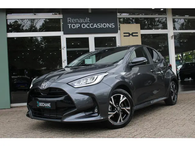 Toyota Yaris 1.5 Hybrid 2025 Hybride Benzine 16