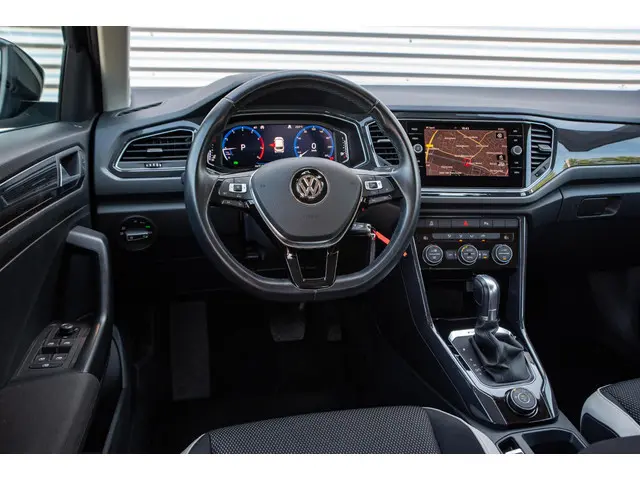 Volkswagen T-Roc 2.0 TSI 4Motion Sport 2018 Benzine 10