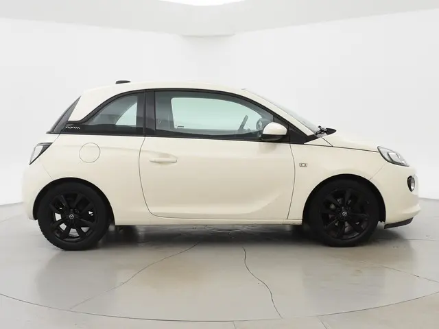 Opel ADAM 1.4 AUTOMAAT UNLIMITED 2017 Benzine