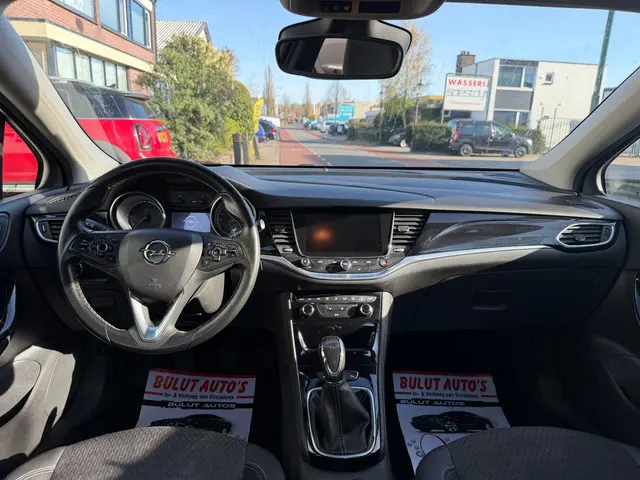 Opel Astra 1.4 Innovation AIRCO* CRUISE* N.A.P. ! 2016 Benzine 12