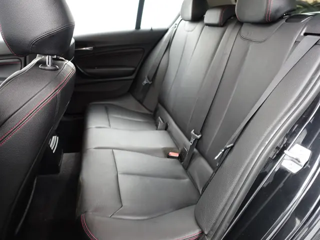 BMW 1 Serie 114i M Sport+ 2013 Benzine 23