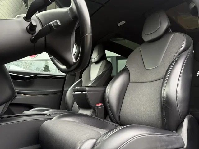 Tesla Model X 75D Aut. 2018 Elektrisch 11