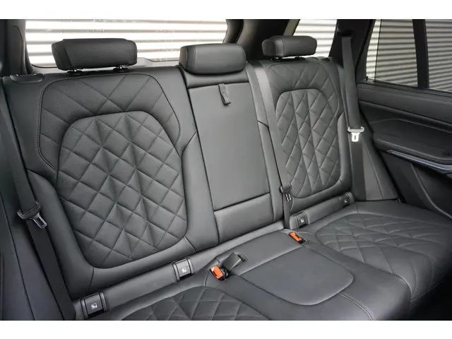BMW X5 xDrive50e 2023 Hybride Benzine 11
