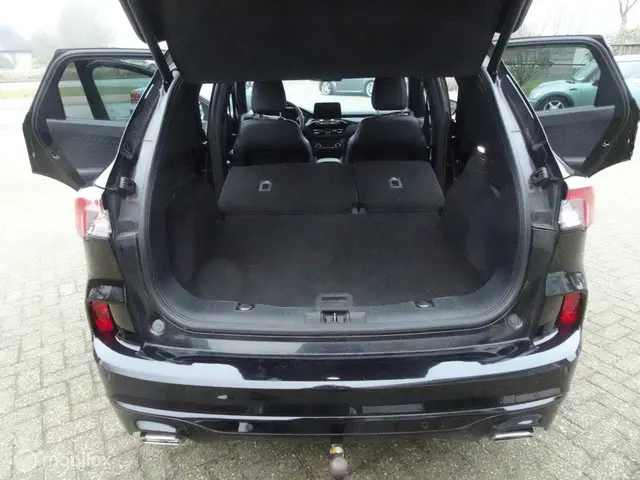 Ford Kuga 2.5 PHEV ST-Line X 2020 Hybride Benzine 12