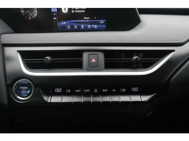 Lexus UX 300e Business 54 kWh 2021 Elektrisch 37