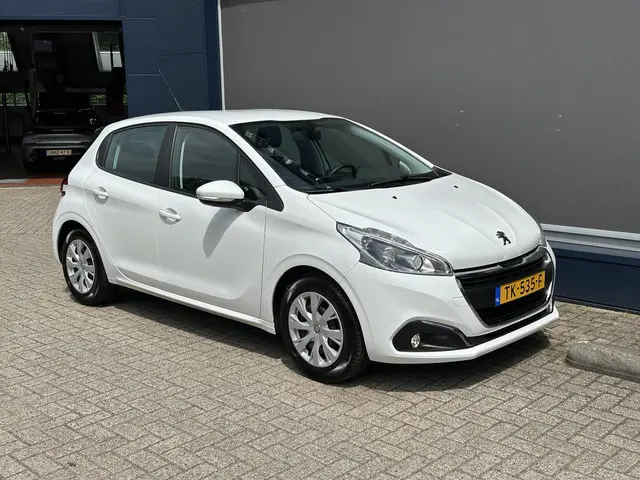Peugeot 208 1.2 Blue Lion 2018 Benzine 8