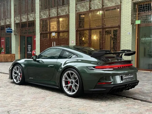 Porsche 911 4.0 GT3 2023 Benzine 5