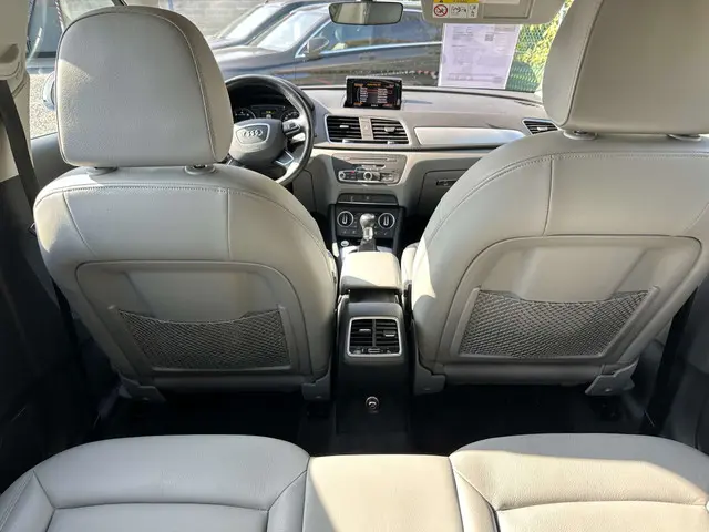 Audi Q3 Q3 1.4 TFSI 2018 Benzine 24