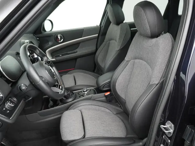 MINI Countryman Cooper SE 2021 Hybride Benzine 4
