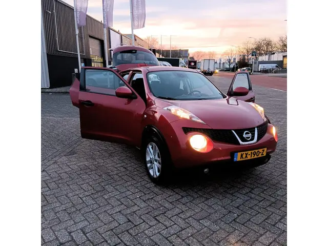 Nissan Juke 1.6 Business Edition 2013 Benzine 6