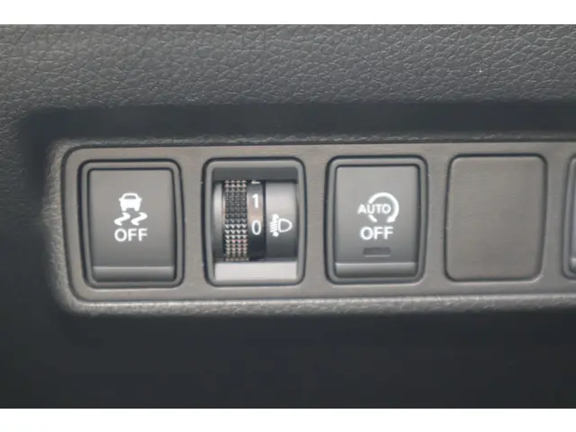 Nissan Pulsar 1.2 DIG-T Connect Edition 2015 Benzine 38