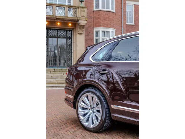 Bentley Bentayga 3.0 V6 Hybrid 2022 Hybride Benzine 111
