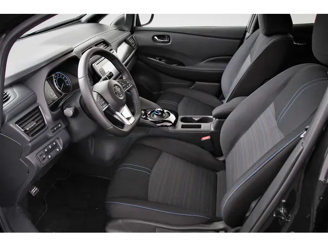 Nissan Leaf N-Connecta 40 kWh 2019 Elektrisch 8