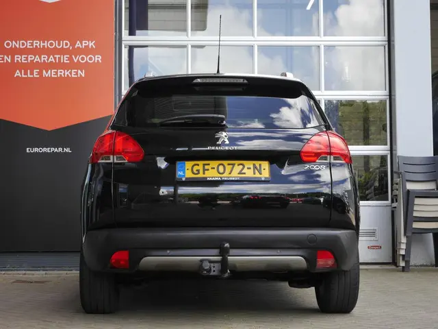 Peugeot 2008 1.2 PureTech Allure 2015 Benzine 4