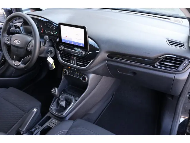 Ford Fiesta 1.0 Hybrid Titanium 2022 Hybride Benzine 6