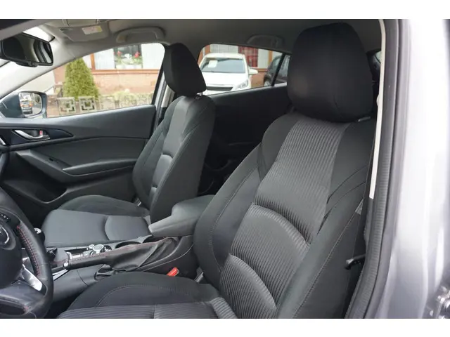 Mazda 3 2.0 GT-M 2015 Benzine 10