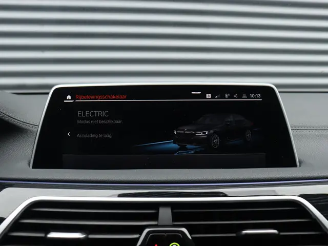 BMW 7 Serie 745e 2022 Hybride Benzine 31