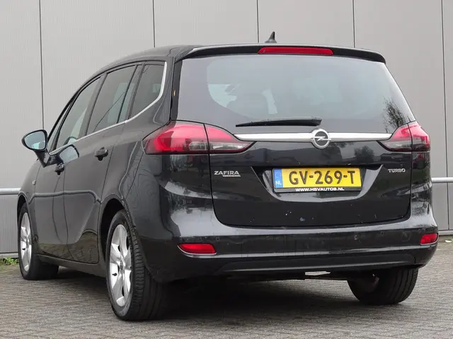 Opel Zafira Tourer 1.4 Cosmo 7p navi LM airco 2013 Benzine 7