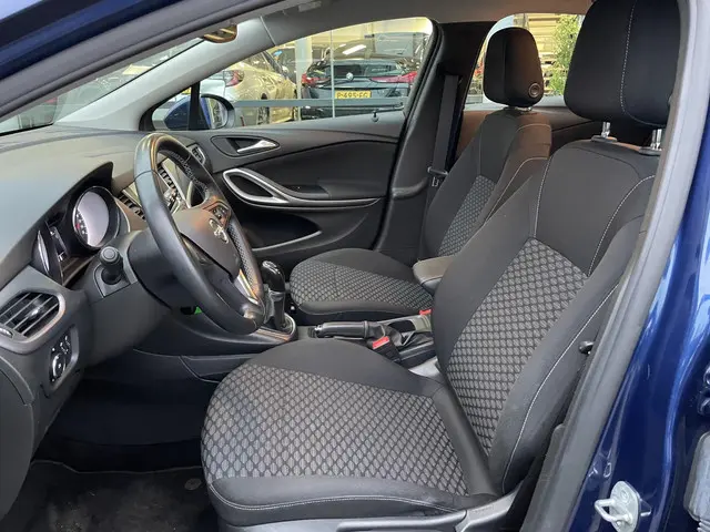 Opel Astra 1.2 Edition 2020 2020 Benzine 10