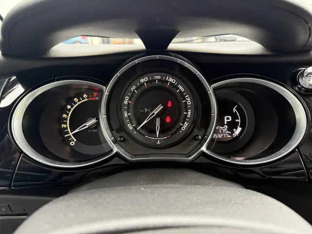DS DS 3 1.2 PureTech Connected Chic 2019 Benzine 8