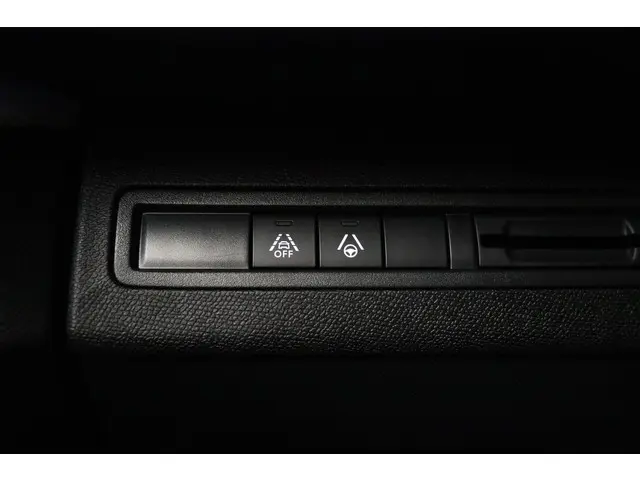 Peugeot 3008 1.2 Hybrid 136 GT 2024 Hybride Benzine 31