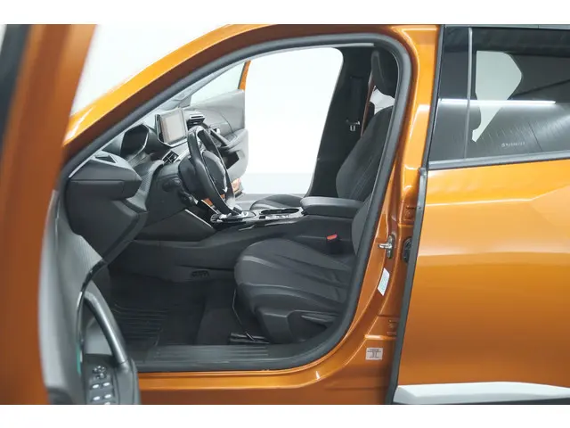 Peugeot e-2008 EV Allure Pack 50 kWh 2021 Elektrisch 25