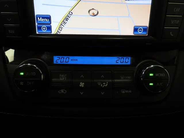 Toyota RAV4 2.0 Executive Business 4WD 2014 Benzine 6