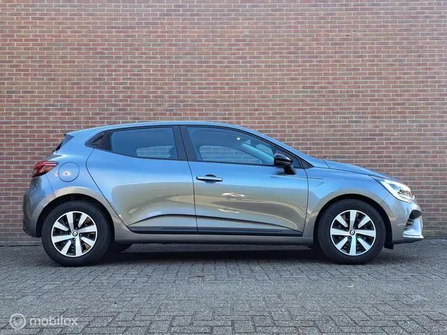 Renault Clio 1.0 TCe 90 Equilibre 2023 Benzine 5