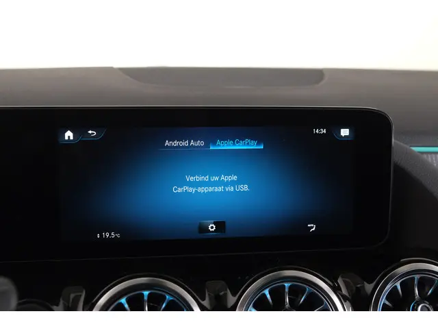 Mercedes-Benz EQA 250 Business 67 kWh 2022 Elektrisch 24