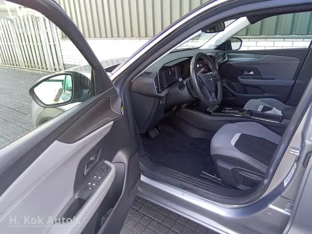Opel Mokka 1.2 Turbo Level 2 2023 Benzine 8