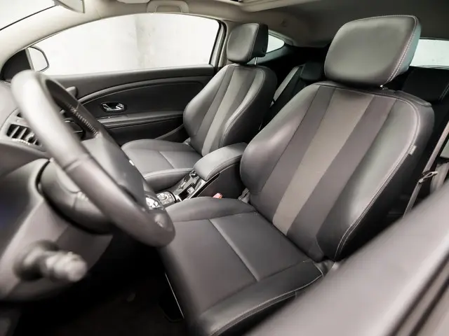 Renault Mégane Coupé 1.2 TCe Bose 2013 Benzine 15