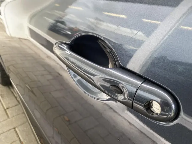 Renault Clio Estate 0.9 TCe Limited 2018 Benzine 14