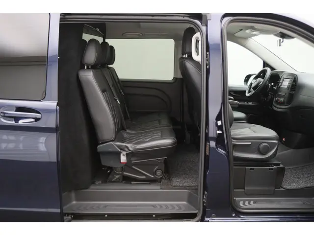 Mercedes-Benz Vito 114 CDI Lang DC Comfort 2018 Diesel 12