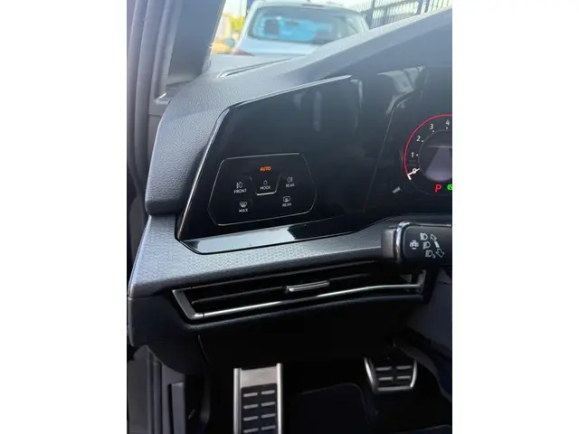 Volkswagen Golf 2.0 TSI GTI 2021 Benzine 4