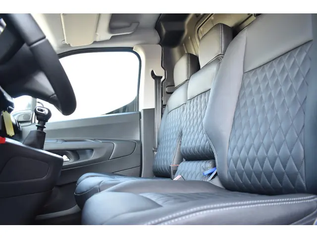 Citroën Berlingo BlueHDi 100 S&S L1 2023 Diesel 35