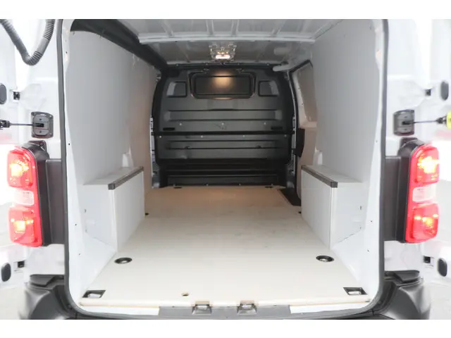 Fiat Scudo 1.5 Diesel S&S L3H1 2024 Diesel 15