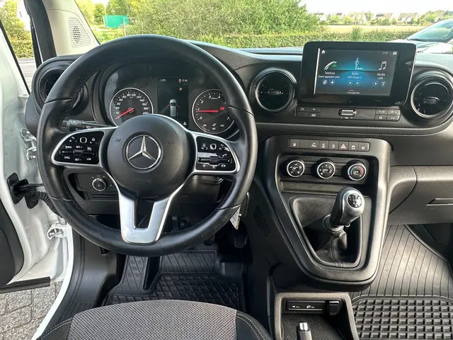 Mercedes-Benz Citan Tourer 113 Pro 2021 Benzine 22