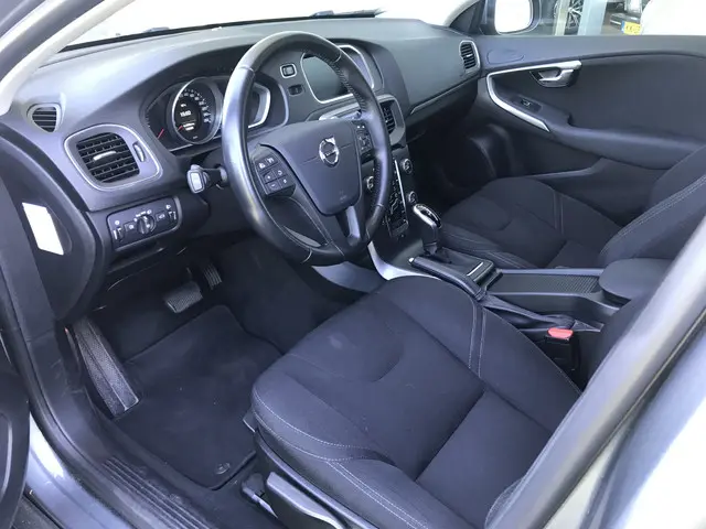 Volvo V40 1.5 T3 Momentum Automaat 2018 Benzine 6