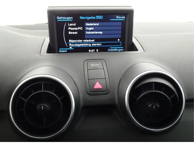 Audi A1 1.2 TFSI Sportback: 2014 Benzine 41