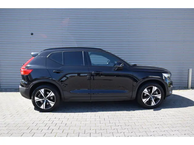 Volvo XC40 Recharge P8 AWD R-Design 2020 Elektrisch 14