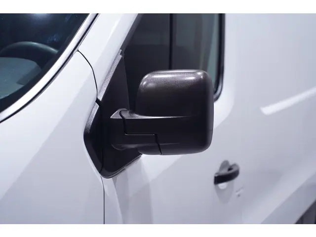 Renault Trafic 2.0 dCi 120pk L2H1 Airco, 2021 Diesel 19